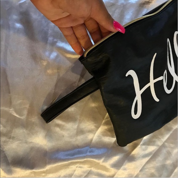 “hello” makeup bag/pouch - Picture 3 of 3